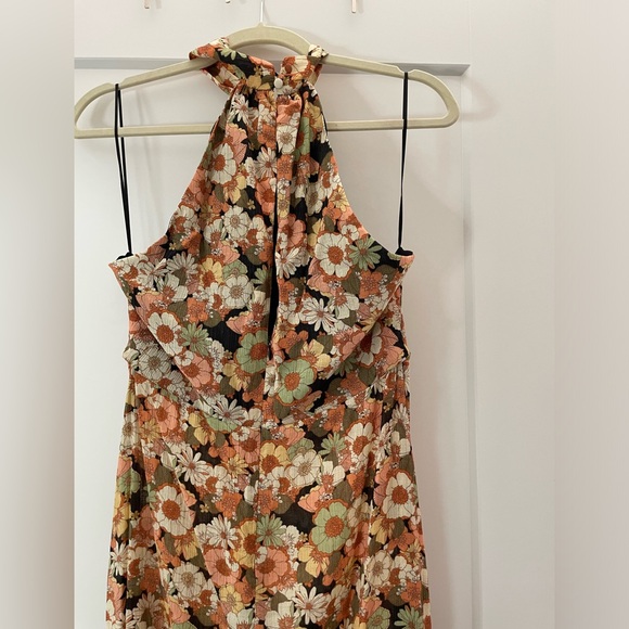 Floral Print Halter Dress - Picture 10 of 10
